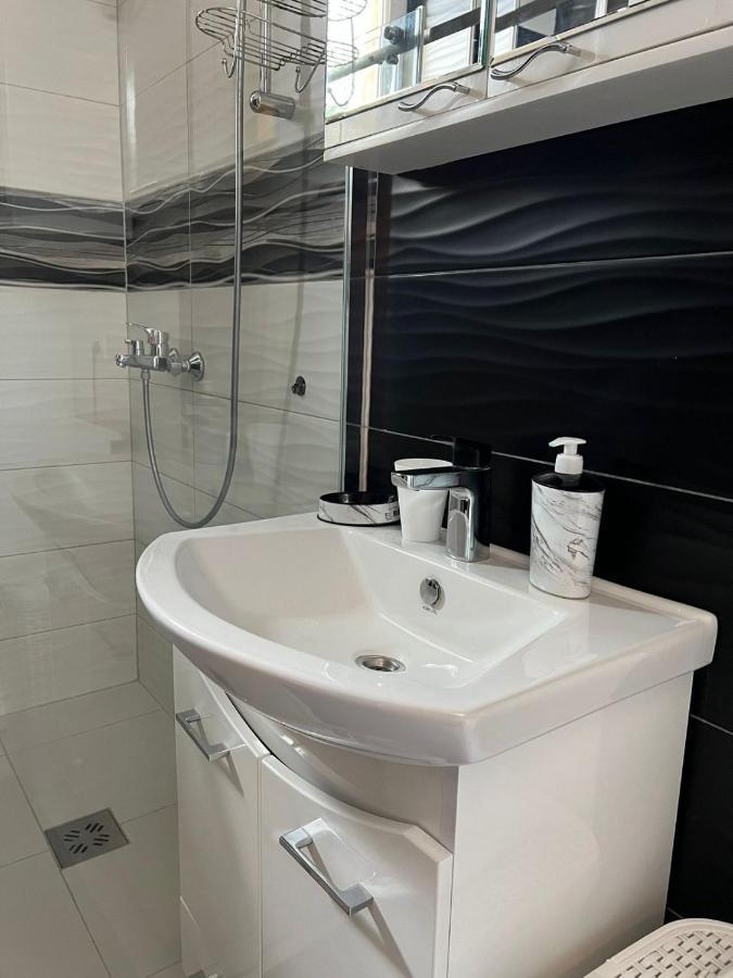 Apartment Alex Белград Екстериор снимка